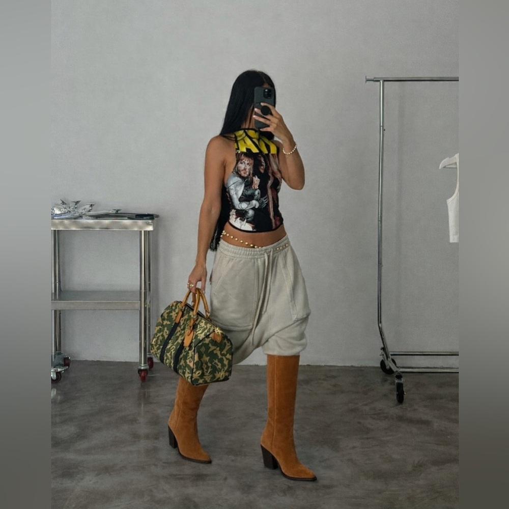Knee high cognac brown pointed toe suede equestrian boot sz 11